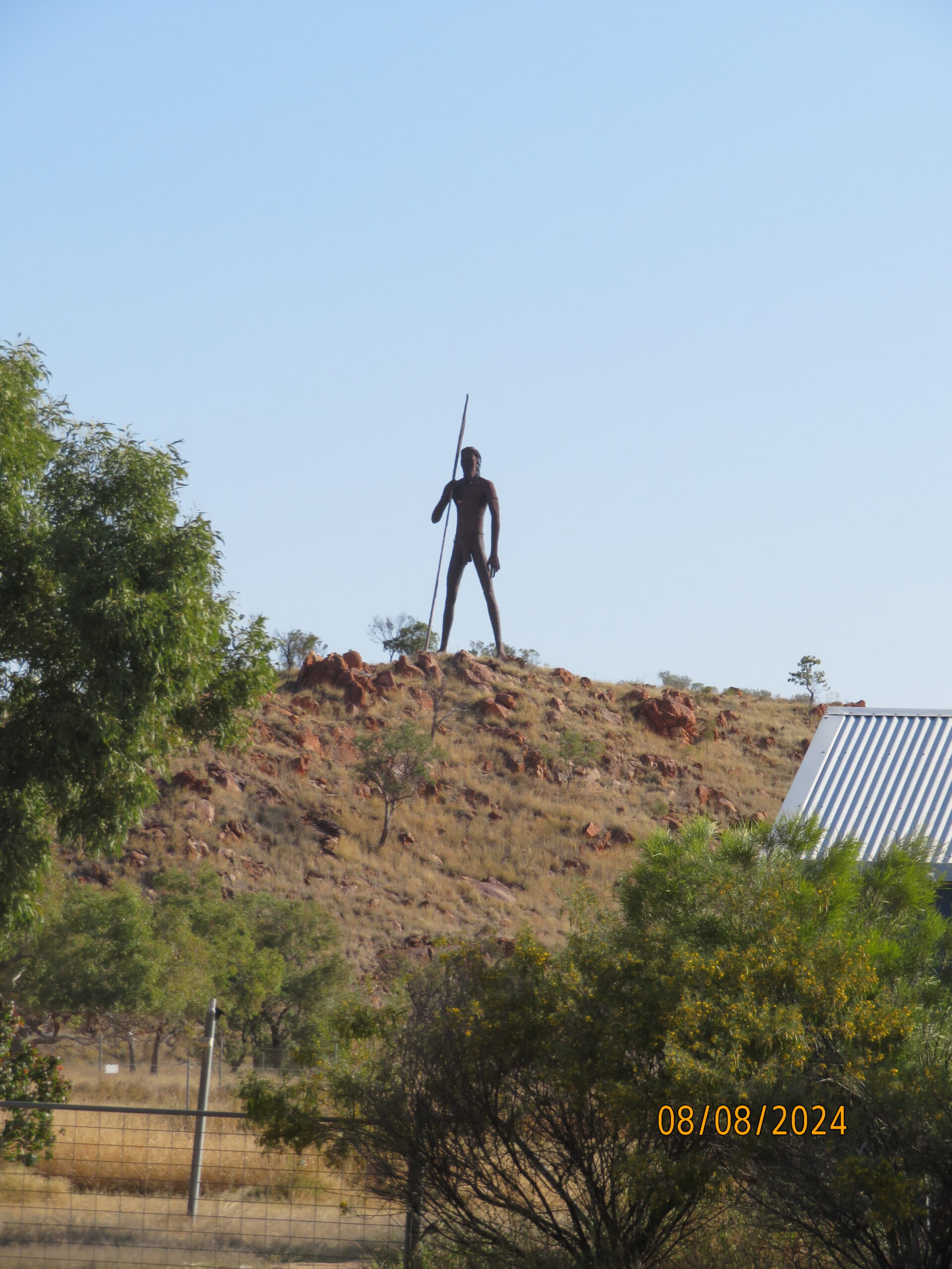 The Aileron – Woman and Child and Man sculptures